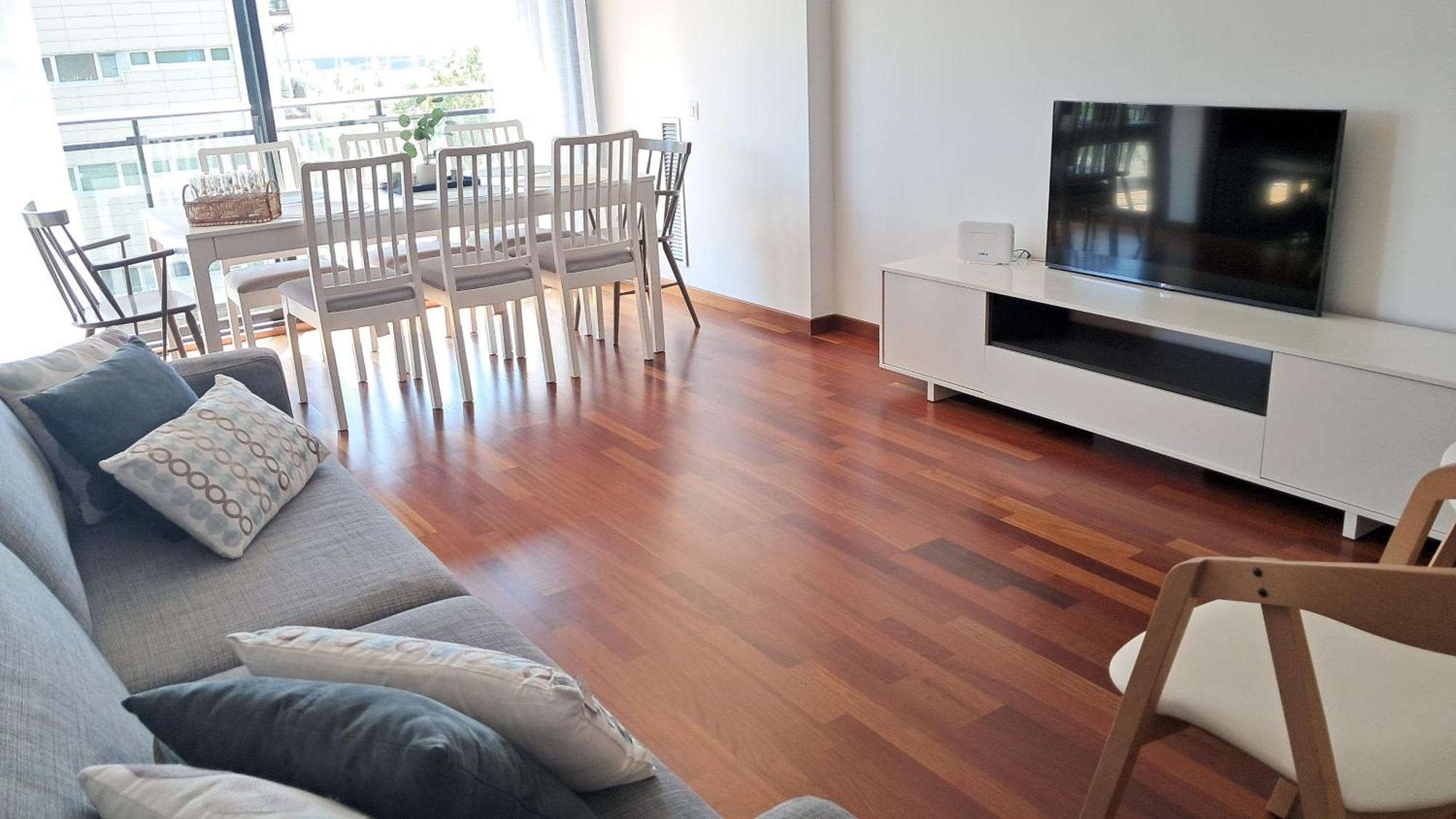 Modern Apartment, With Parking, Close To The Beach!! Sant Adrià de Besòs Esterno foto
