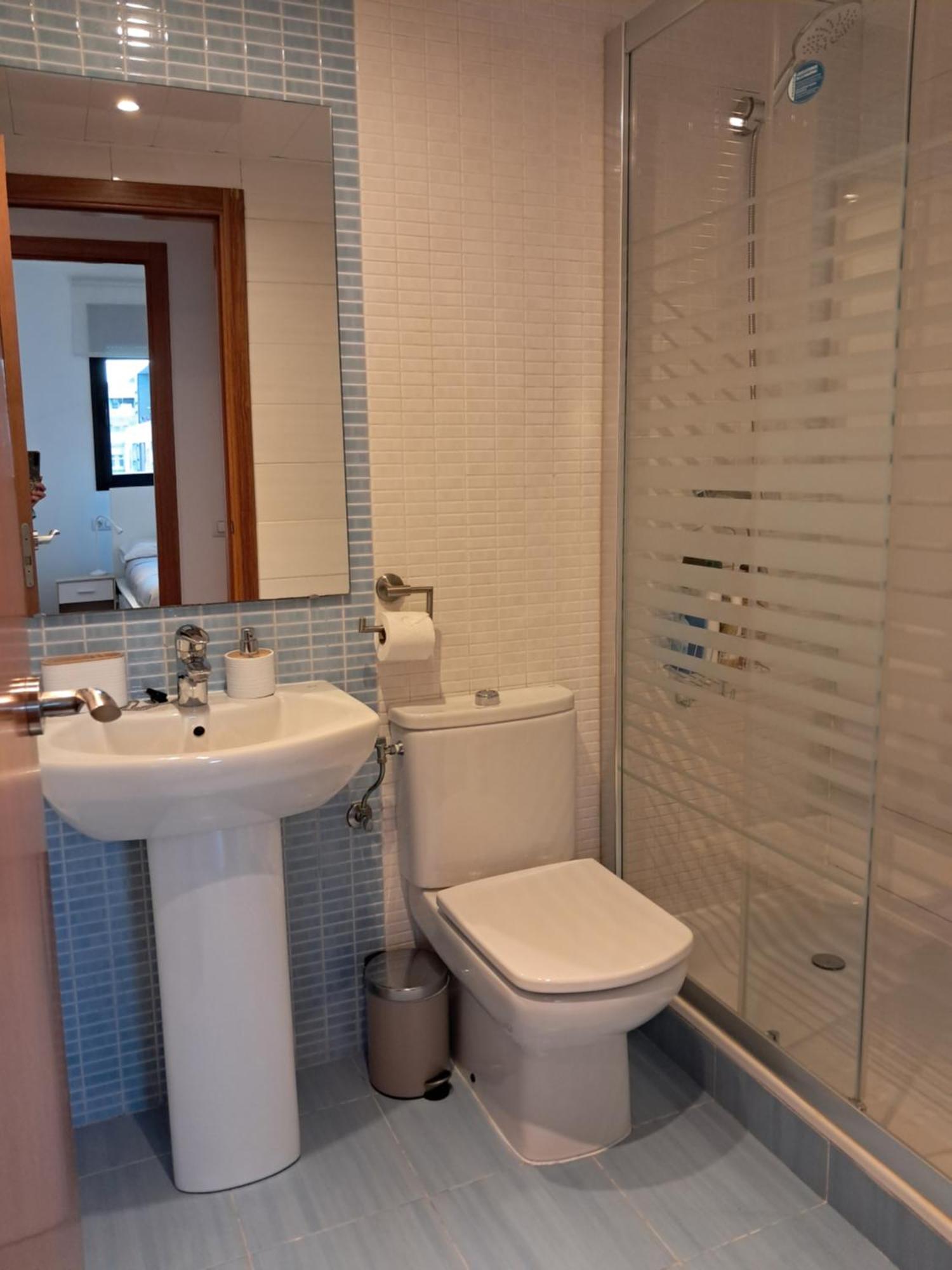 Modern Apartment, With Parking, Close To The Beach!! Sant Adrià de Besòs Esterno foto