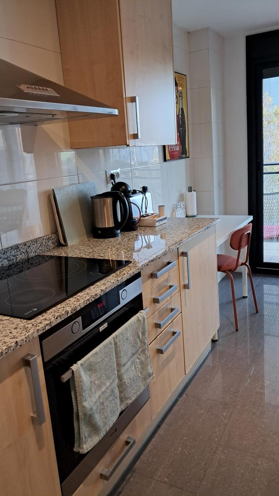 Modern Apartment, With Parking, Close To The Beach!! Sant Adrià de Besòs Esterno foto