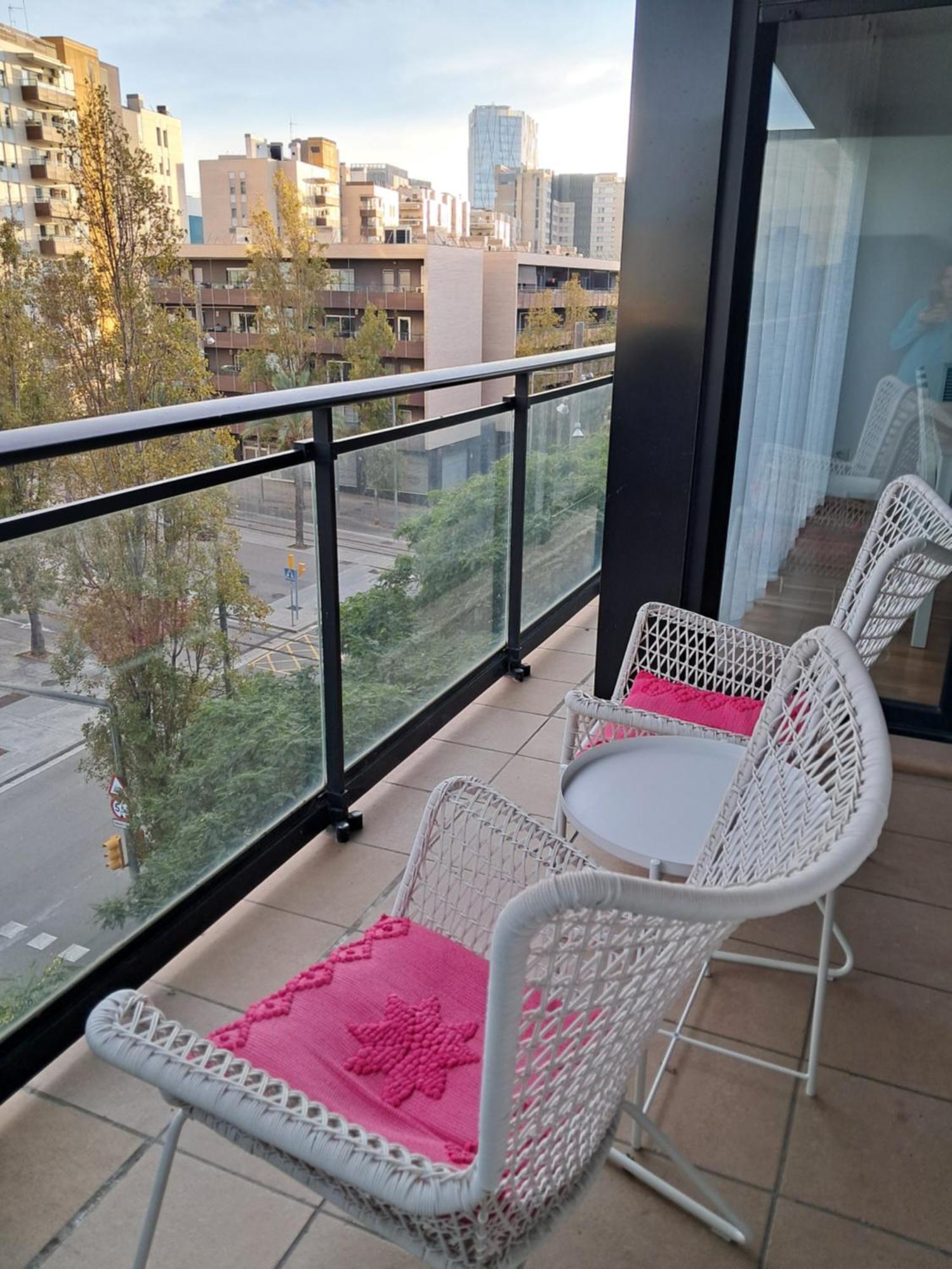 Modern Apartment, With Parking, Close To The Beach!! Sant Adrià de Besòs Esterno foto