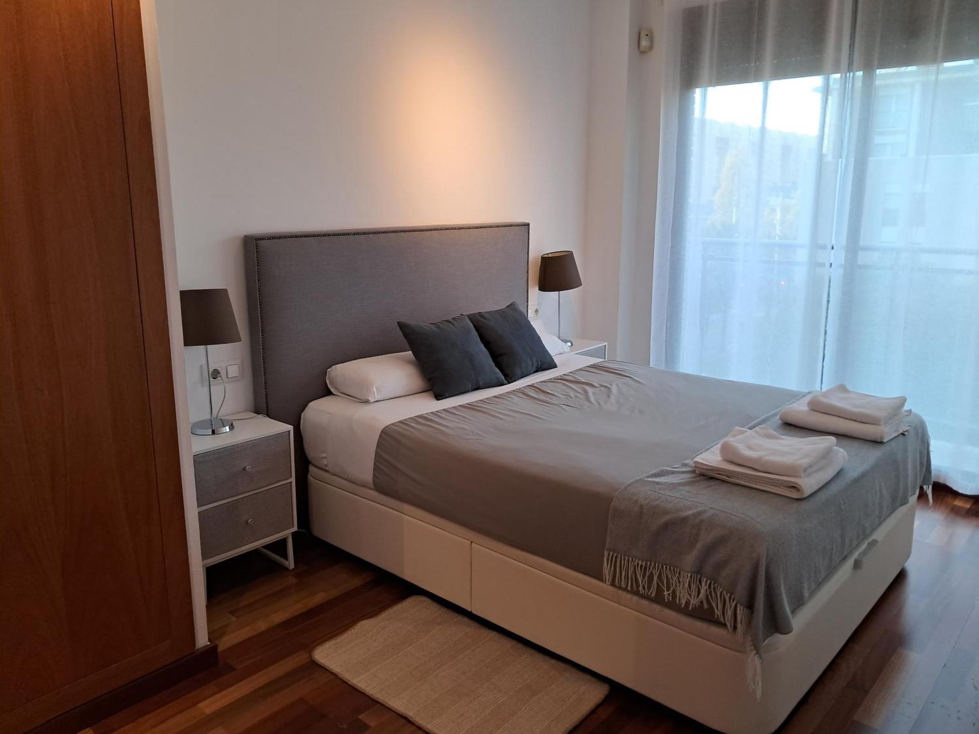 Modern Apartment, With Parking, Close To The Beach!! Sant Adrià de Besòs Esterno foto